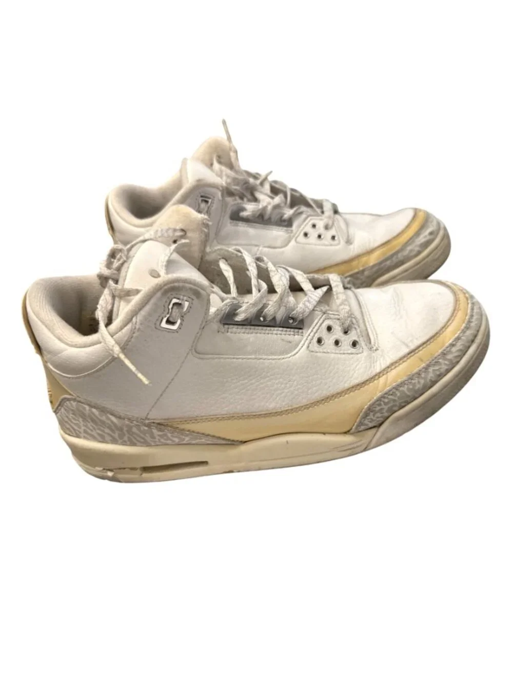 Air Jordan 3 Retro Sneakers White/Yellow Mens Size 11 Classic Basketball Shoes